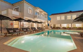 Ino Hotel & Suites